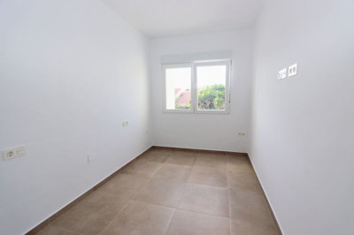 12-53013098fcab6c38b1379cd33298e050