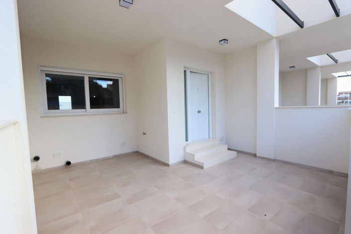 Image No.3-3 Bed House for sale