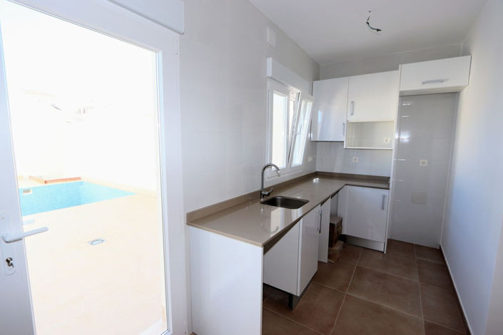 Image No.9-3 Bed House for sale