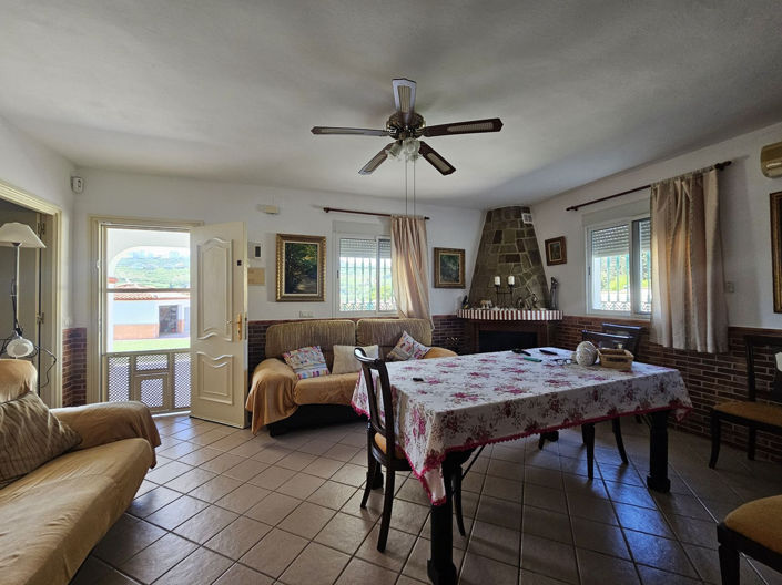 Image No.3-2 Bed Villa for sale