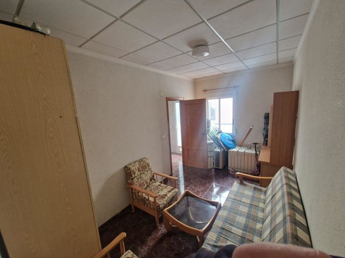 Image No.14-4 Bed Townhouse for sale