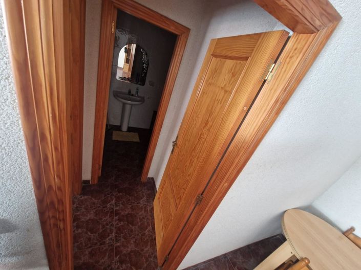 Image No.3-4 Bed Townhouse for sale