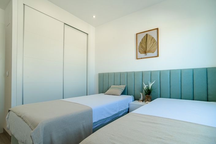 Image No.13-2 Bed Apartment for sale