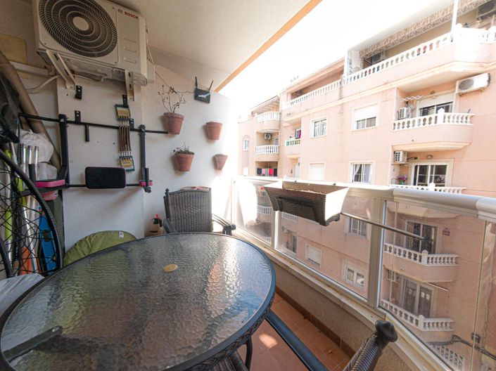 Image No.1-Appartement de 2 chambres à vendre à Torrevieja