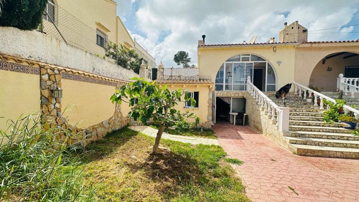 Image No.3-2 Bed Townhouse for sale