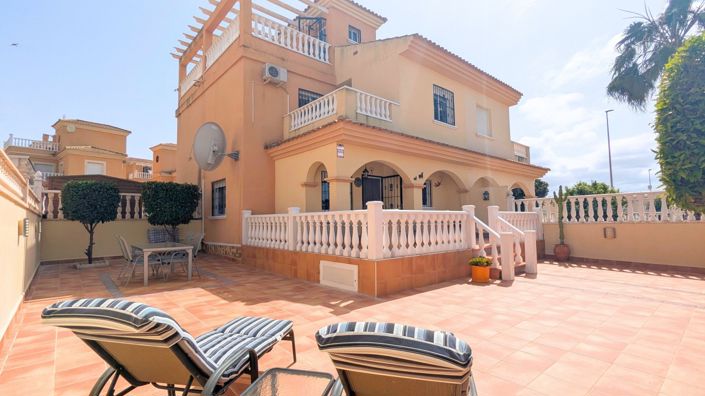 Image No.1-2 Bed Quad for sale