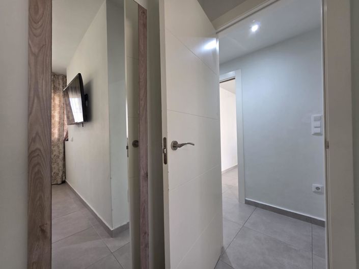 Image No.35-3 Bed House for sale