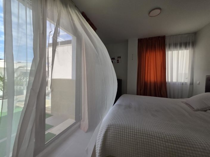 Image No.48-3 Bed House for sale