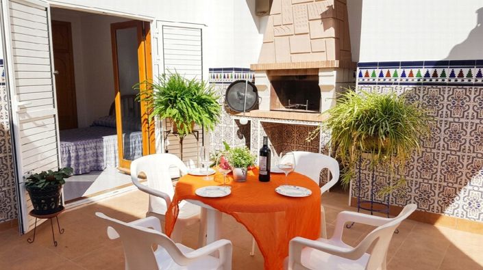 Image No.13-7 Bed Property for sale