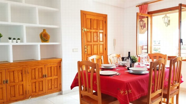 Image No.6-7 Bed Property for sale