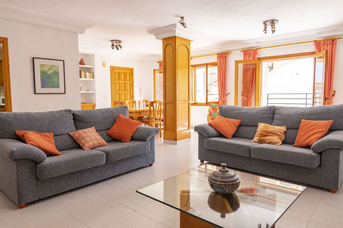 Image No.8-7 Bed Apartment for sale
