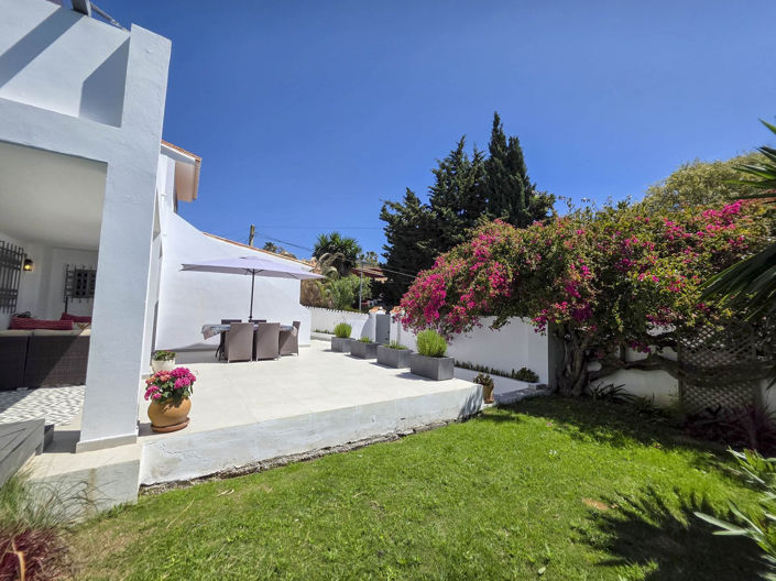 Image No.10-4 Bed Villa for sale