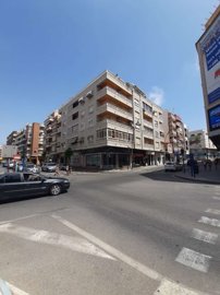 property188742330