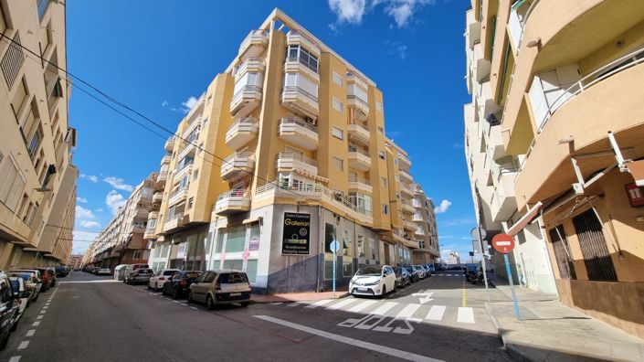 Image No.1-Appartement de 3 chambres à vendre à Torrevieja