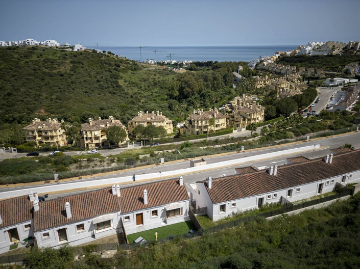 Image No.2-3 Bed Townhouse for sale