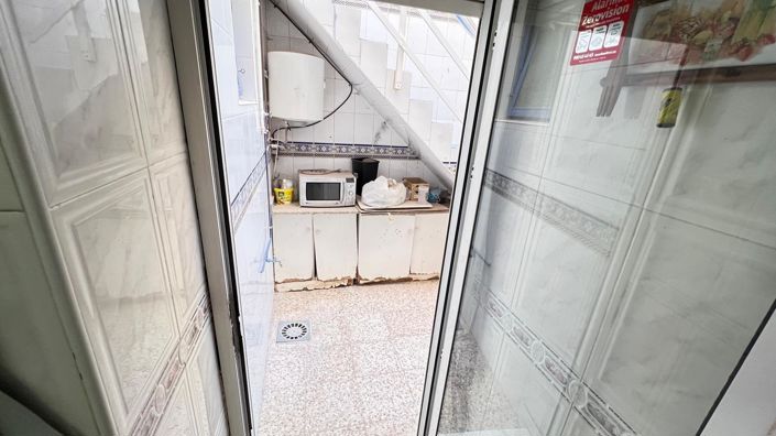 Image No.17-4 Bed Apartment for sale