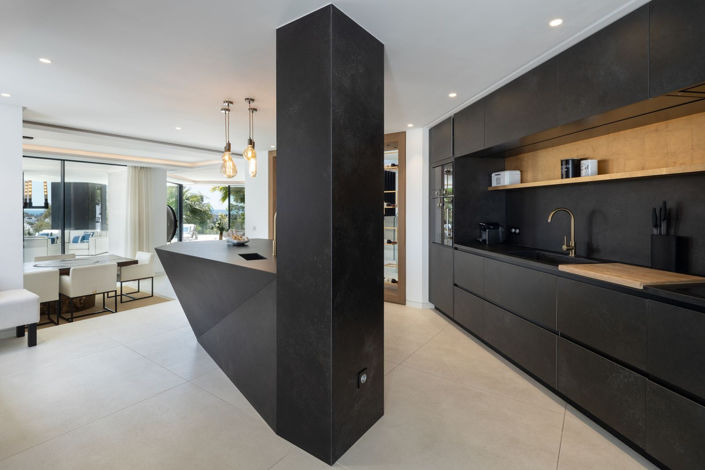 Image No.32-5 Bed Villa for sale