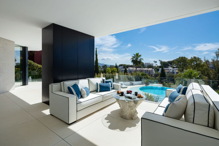 Image No.42-5 Bed Villa for sale