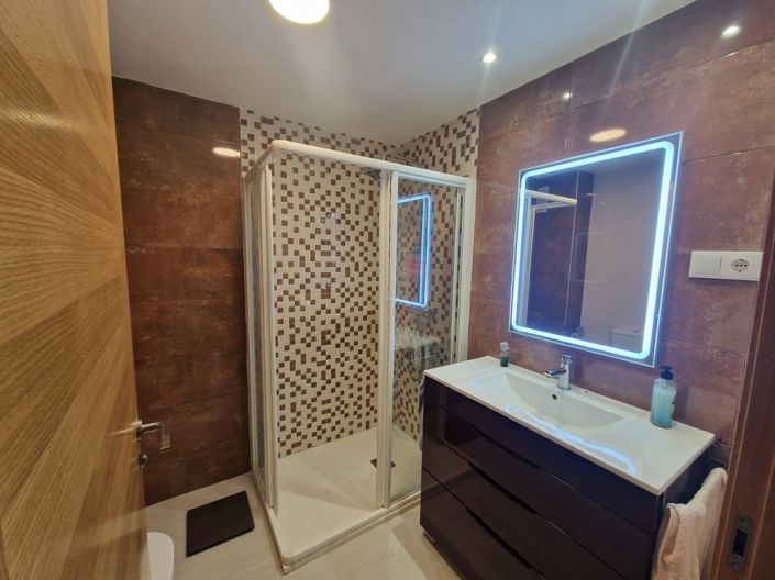 Image No.6-3 Bed Apartment for sale