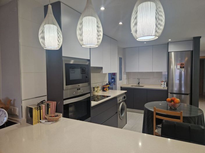 Image No.7-3 Bed Apartment for sale