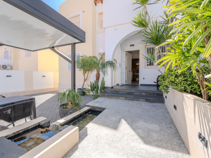 Image No.1-2 Bed Apartment for sale