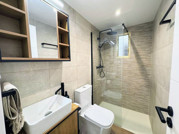 11-20939a0134ad724a8cb2a801094d15a4