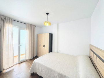 13-5fd73dea700db77384c091ca9818b1a9