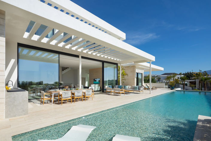 Image No.10-6 Bed Villa for sale