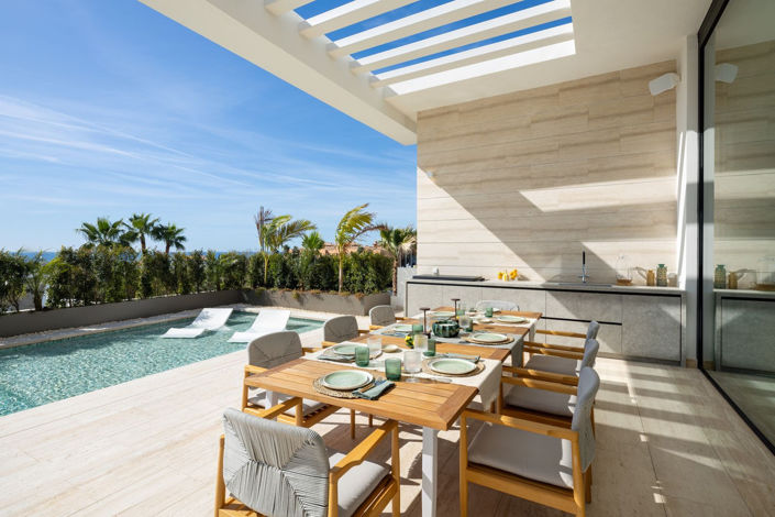Image No.11-6 Bed House for sale