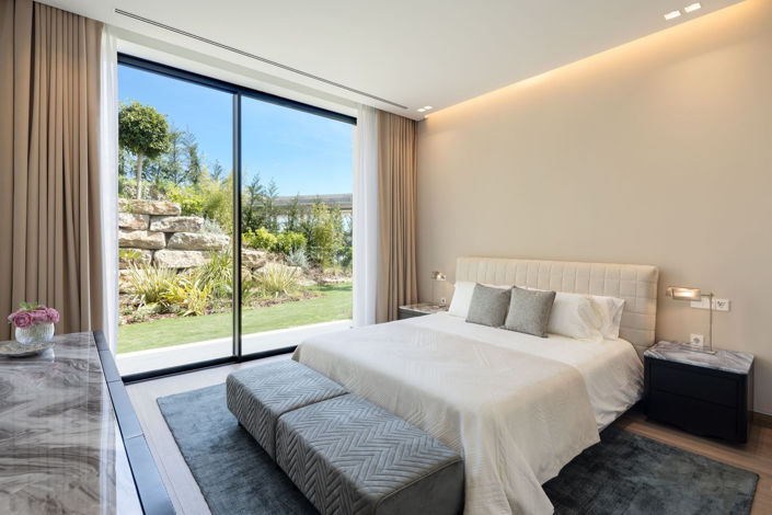 Image No.22-6 Bed House for sale