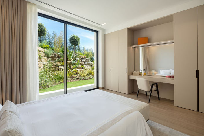 Image No.27-6 Bed Villa for sale