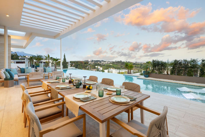 Image No.3-6 Bed Villa for sale