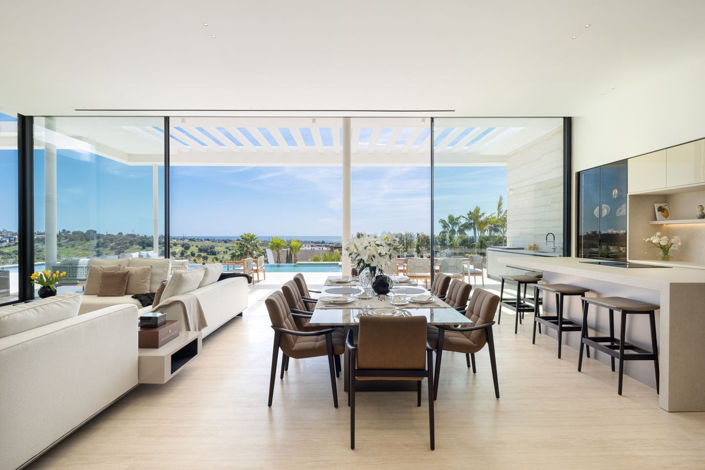 Image No.4-6 Bed Villa for sale