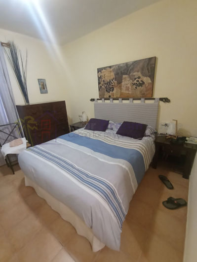 Image No.13-3 Bed House for sale