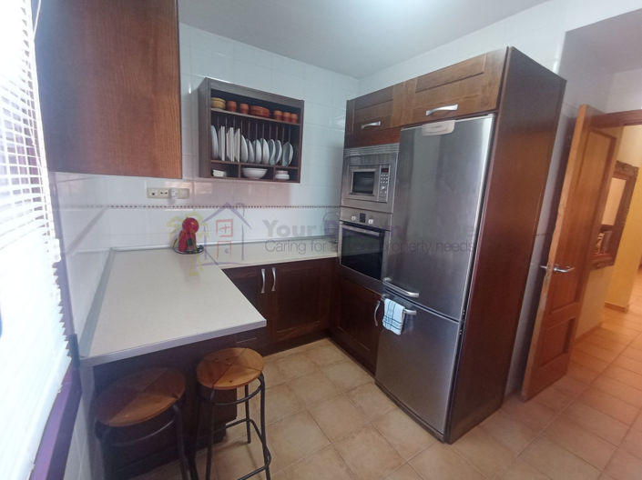 Image No.6-3 Bed House for sale