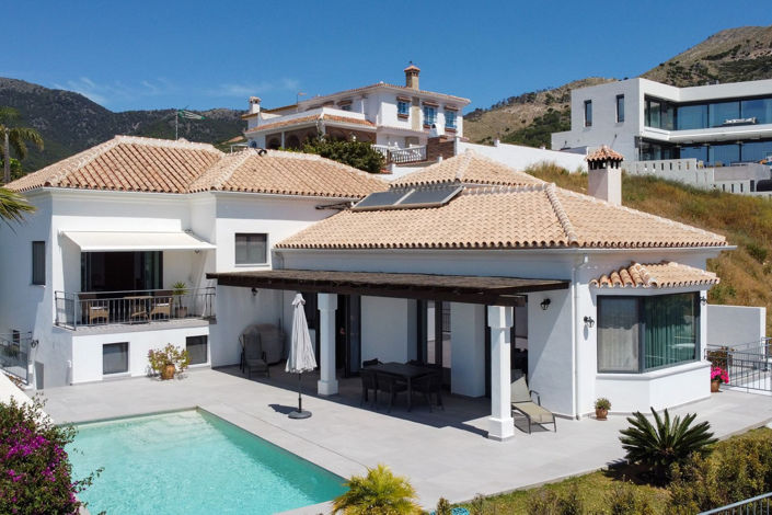 Image No.1-4 Bed Villa for sale