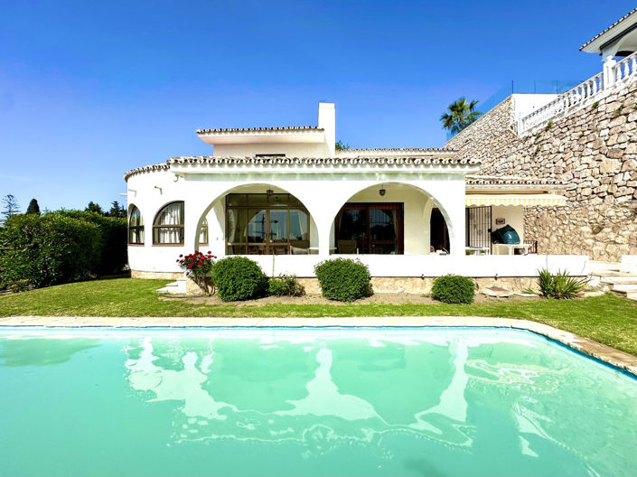 Image No.1-3 Bed Villa for sale