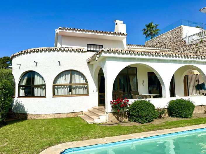 Image No.2-3 Bed Townhouse for sale