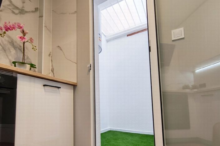Image No.16-3 Bed House for sale
