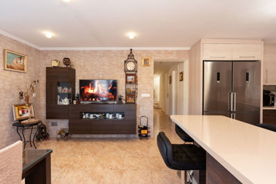 13-5fd73dea700db77384c091ca9818b1a9