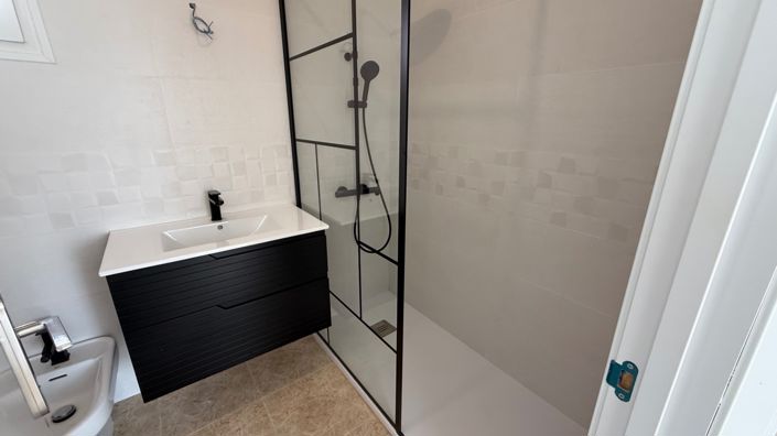 Image No.16-2 Bed Villa for sale