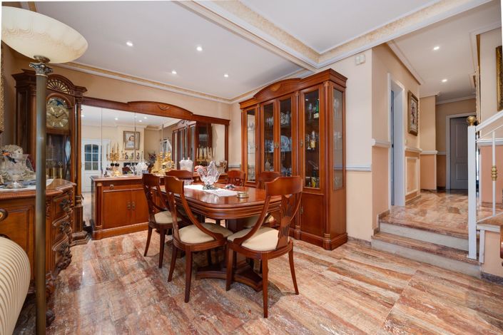 Image No.6-4 Bed Villa for sale