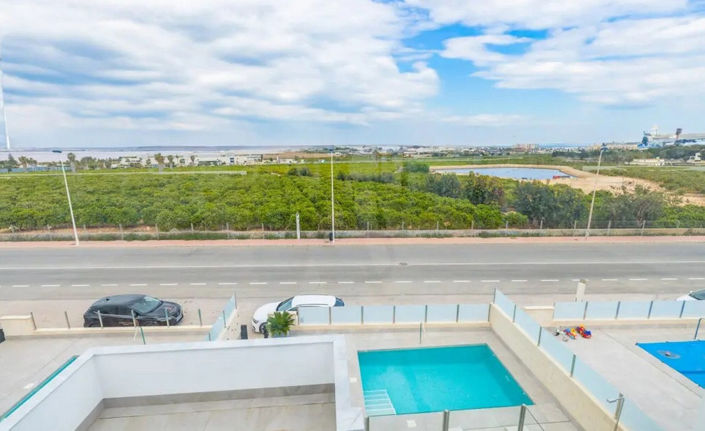 Image No.23-3 Bed House for sale