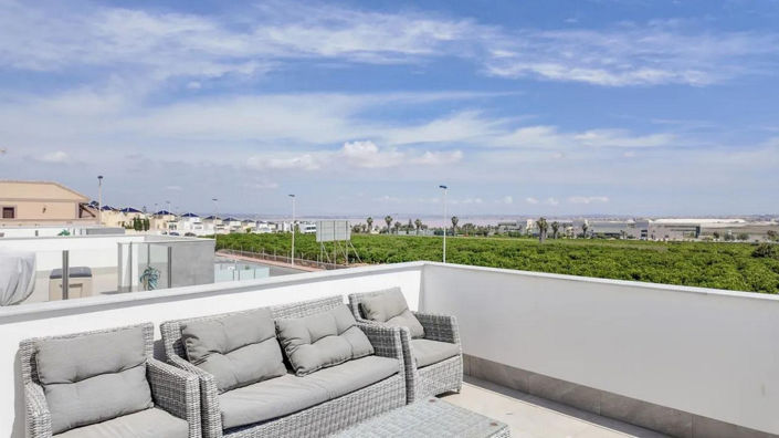 Image No.44-3 Bed Villa for sale