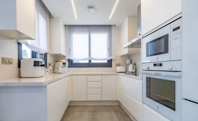 8-e64a9055bba3e77ac8aca3b893cdf826