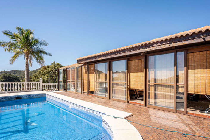 Image No.1-Finca de 4 chambres à vendre à Estepona