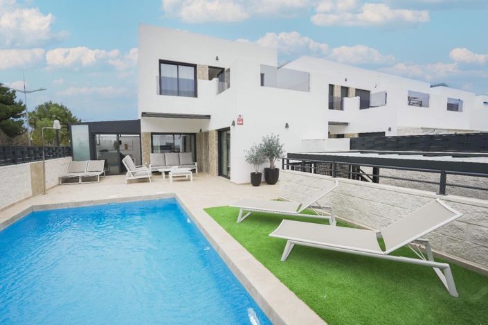 Image No.1-3 Bed Villa for sale