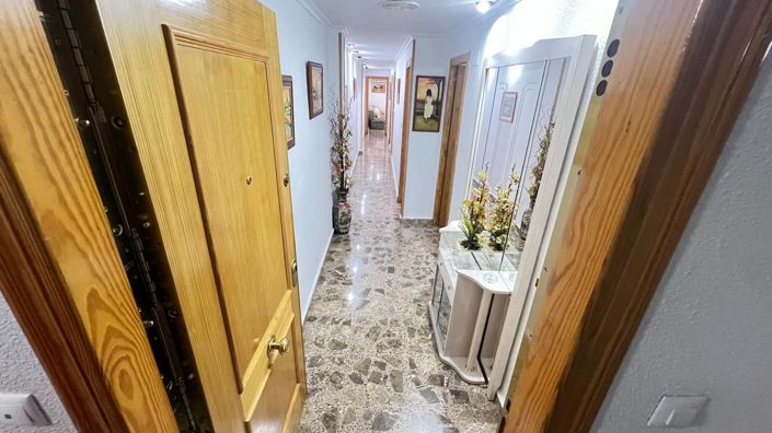 Image No.1-Appartement de 2 chambres à vendre à Torrevieja