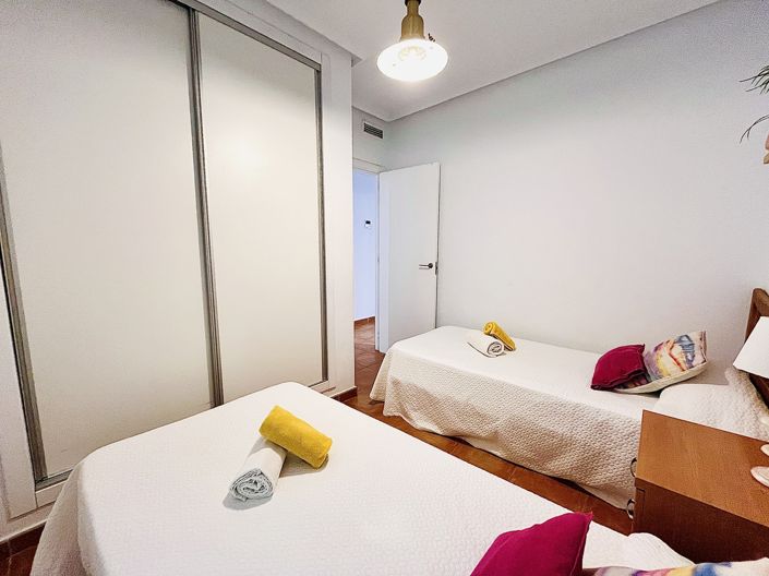 Image No.10-3 Bed Apartment for sale