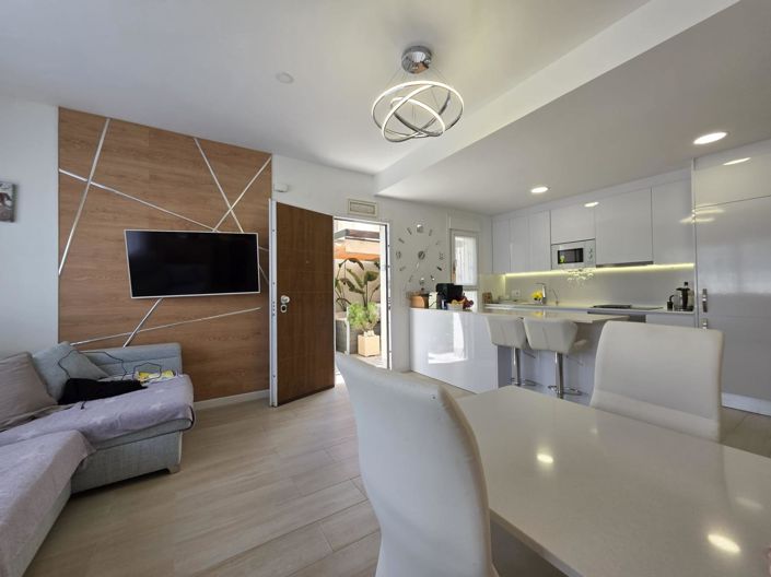 Image No.29-3 Bed Villa for sale